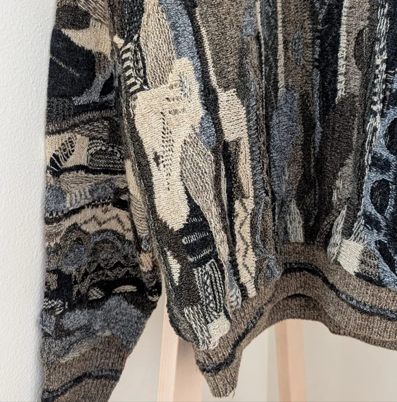 Vintage 90's Coogi Style Abstract Texture Chunky Crewneck Sweater In Tan/Black - Picture 5 of 8